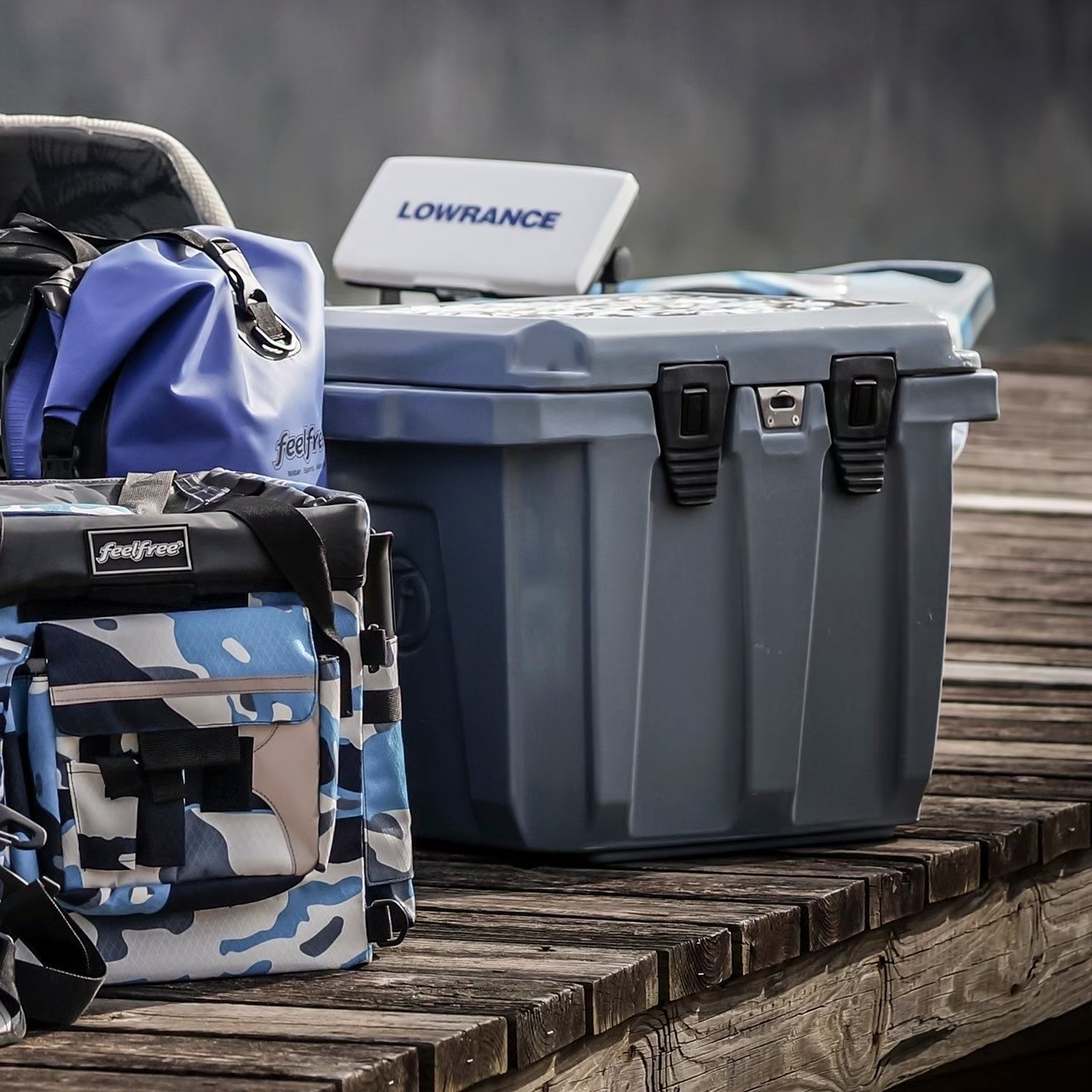 ถังน้ำแข็งเกรดพรีเมี่ยม FEELFREE ขนาด 45 ลิตร สี BLUE CAMO_1
